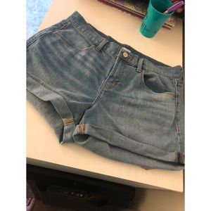 Old navy high waisted jean shorts